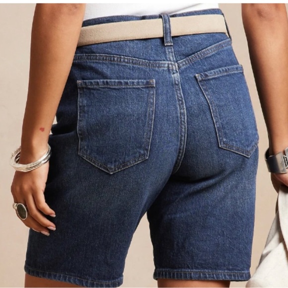 Banana Republic Factory Girlfriend Denim Short Sz.8 NWT - Picture 2 of 5